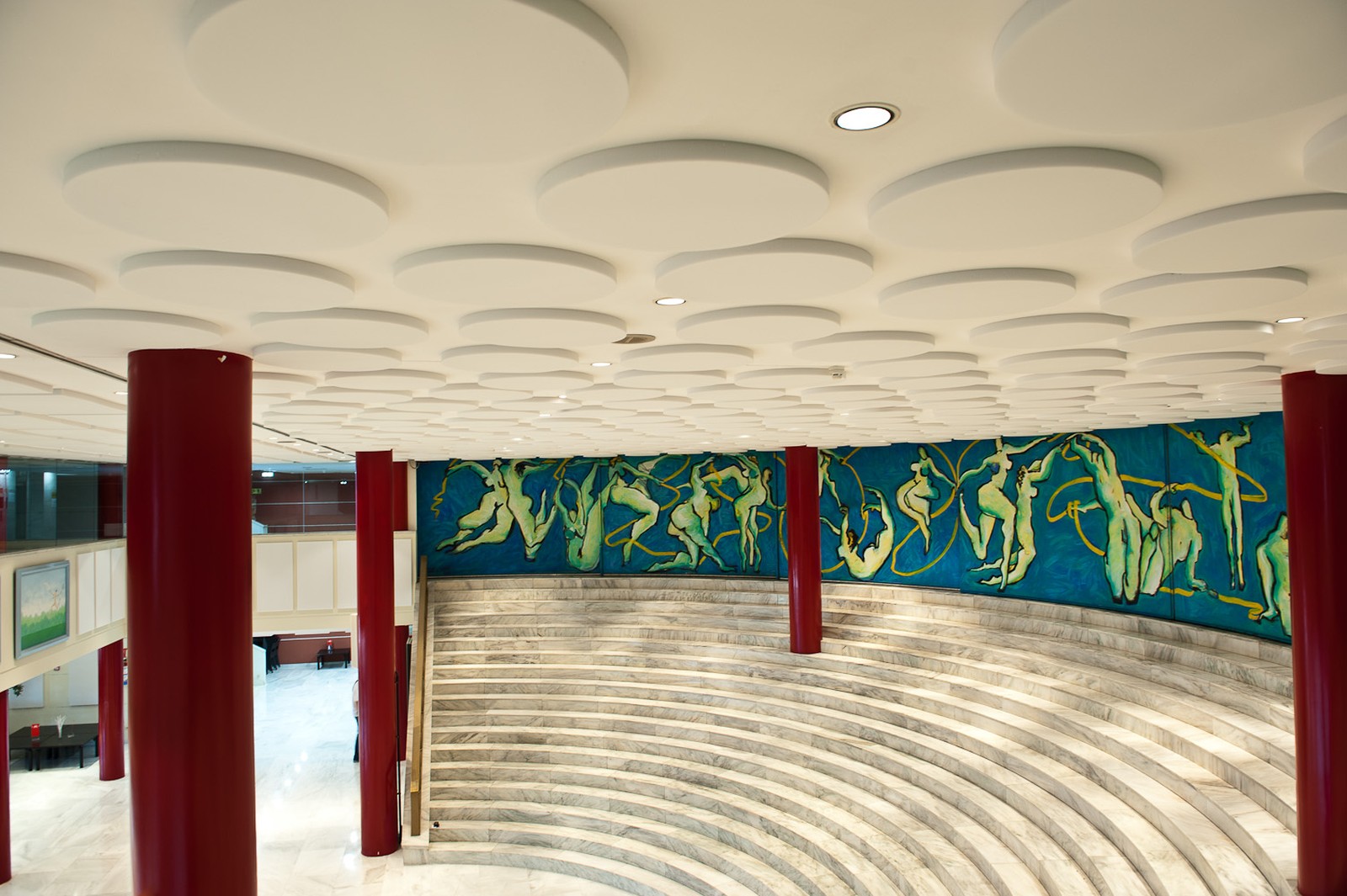 WHITE CIRCLE - CONCERT HALL SANTANDER (2)