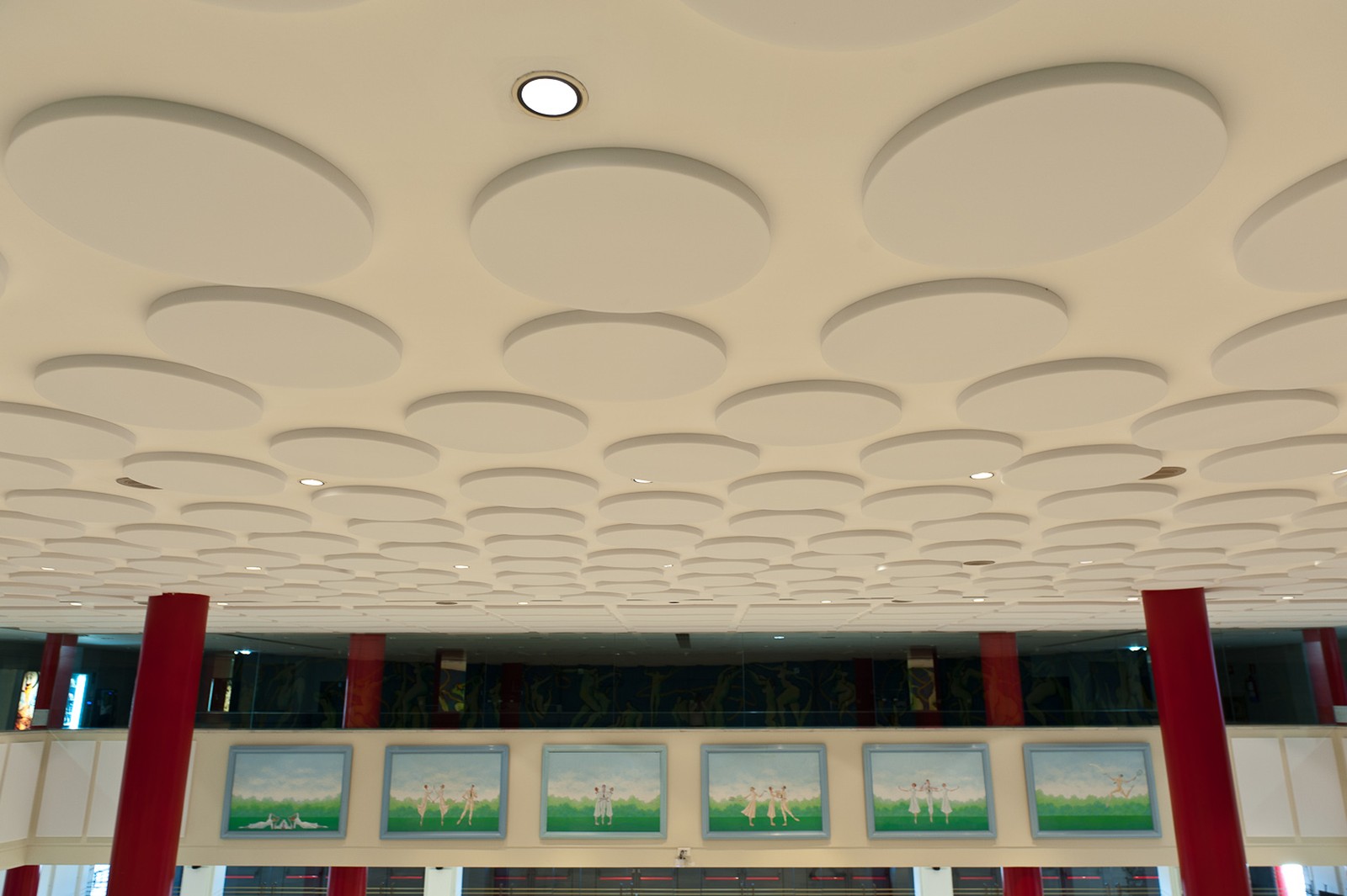 WHITE CIRCLE - CONCERT HALL SANTANDER (3)
