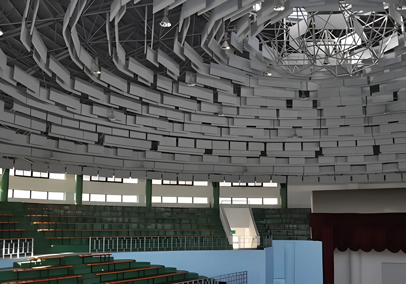 Trhy, haly nebo auditoria: Industrial G je všestrannost