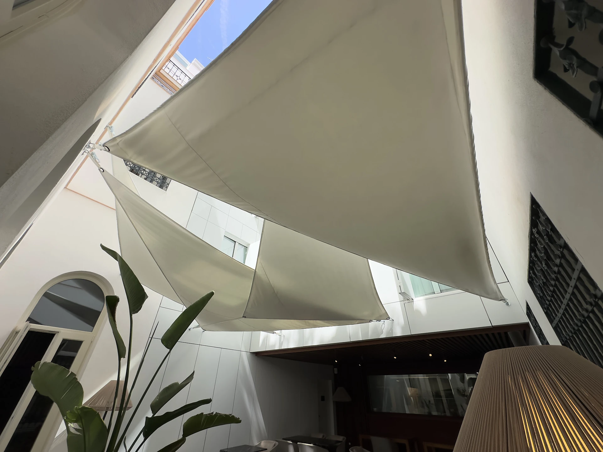 ABSORBRELLA - MERCER SEVILLA (3)